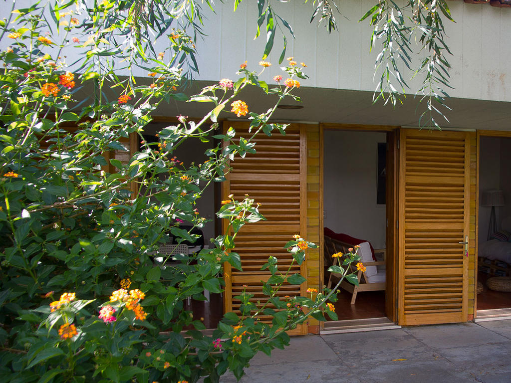 Geckosurfhouse Bed & Breakfast Costa da Caparica Exterior photo